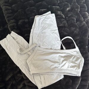 Blue SET Active Sports Bra and Leggings Set